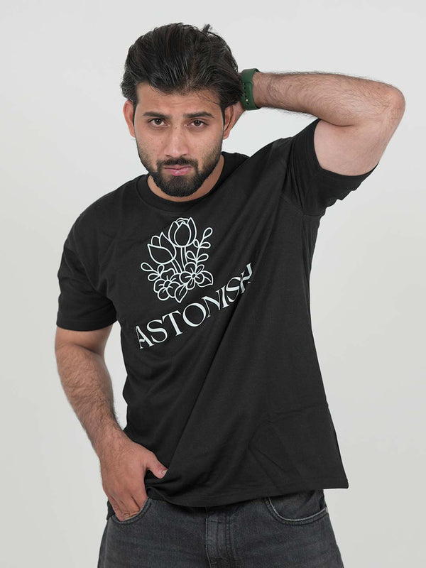 Astonish Black Oversized Graphic Tee | 220 GSM 100% Cotton